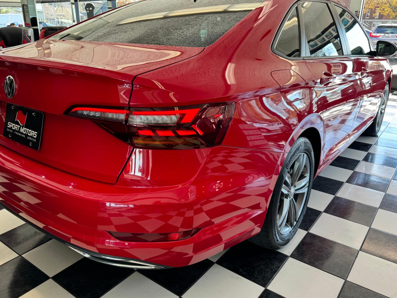 2019 Volkswagen Jetta Highline R-Line+Adaptive Cruise+CLEAN CARFAX Photo120