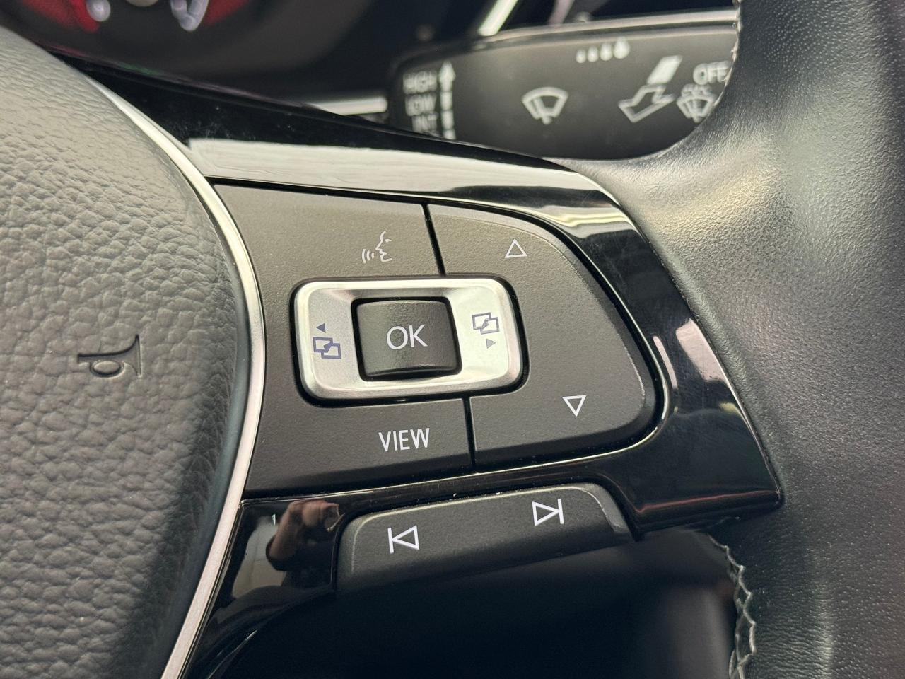 2019 Volkswagen Jetta Highline R-Line+Adaptive Cruise+CLEAN CARFAX - Photo #52