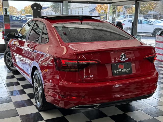 2019 Volkswagen Jetta Highline R-Line+Adaptive Cruise+CLEAN CARFAX Photo16