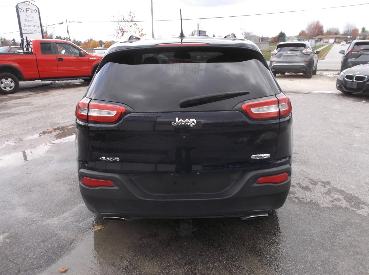 2015 Jeep Cherokee 4X4  NORTH - Photo #3