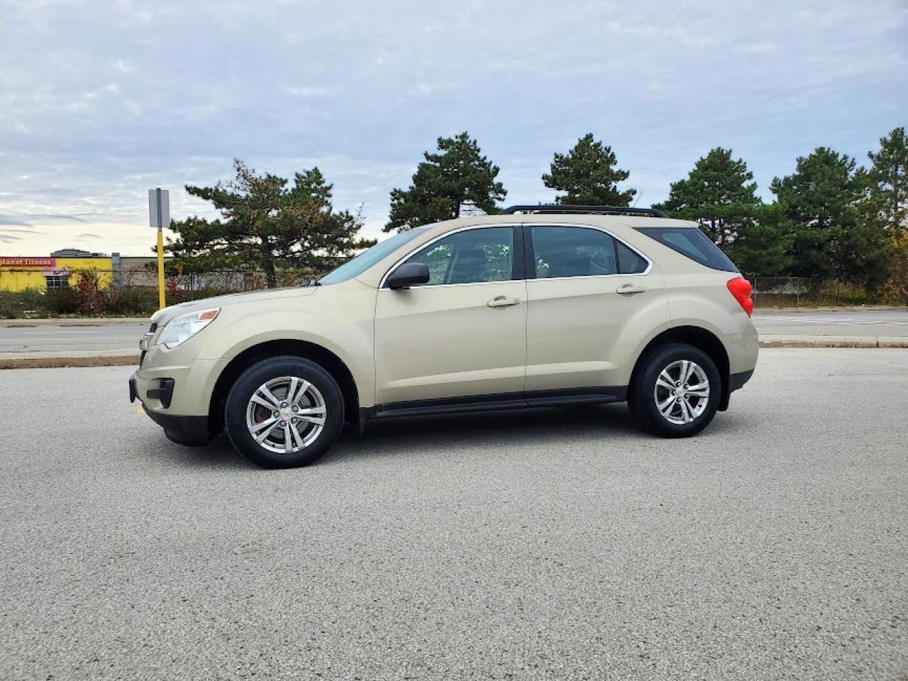 Used 2012 Chevrolet Equinox ALL WHEEL DRIVE,REAR CAMERA,SNOW TIRES,CERTIFIED for sale in Mississauga, ON