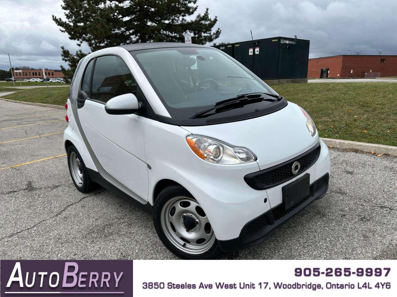 Used 2015 Smart fortwo 2dr Cpe Pure for sale in Woodbridge, ON