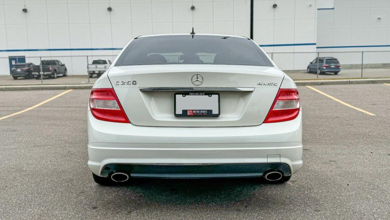 2011 Mercedes-Benz C-Class C250 4Matic | DEMO SPECIAL Photo3