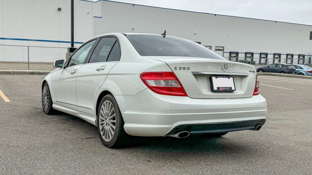 2011 Mercedes-Benz C-Class C250 4Matic | DEMO SPECIAL Photo2
