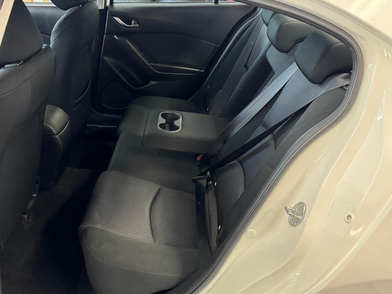 2016 Mazda MAZDA3 GS+New Brakes+Camera+Heated Seats+A/C+CLEAN CARFAX Photo80