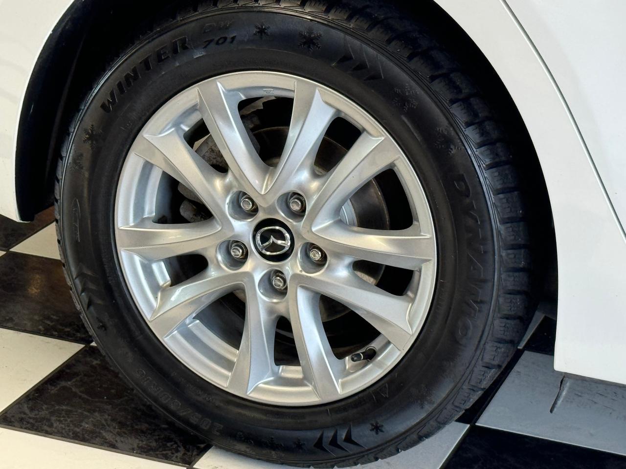 2016 Mazda MAZDA3 GS+New Brakes+Camera+Heated Seats+A/C+CLEAN CARFAX - Photo #49