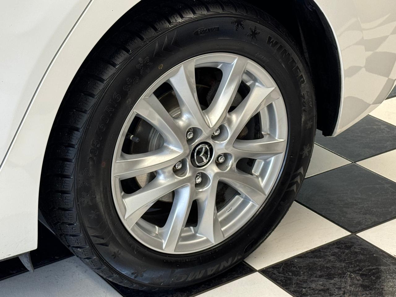 2016 Mazda MAZDA3 GS+New Brakes+Camera+Heated Seats+A/C+CLEAN CARFAX - Photo #48