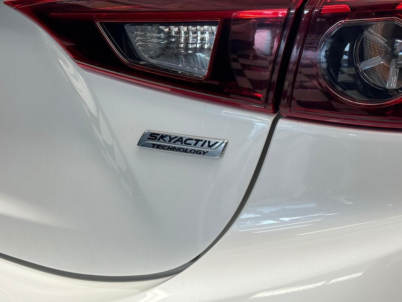 2016 Mazda MAZDA3 GS+New Brakes+Camera+Heated Seats+A/C+CLEAN CARFAX - Photo #55