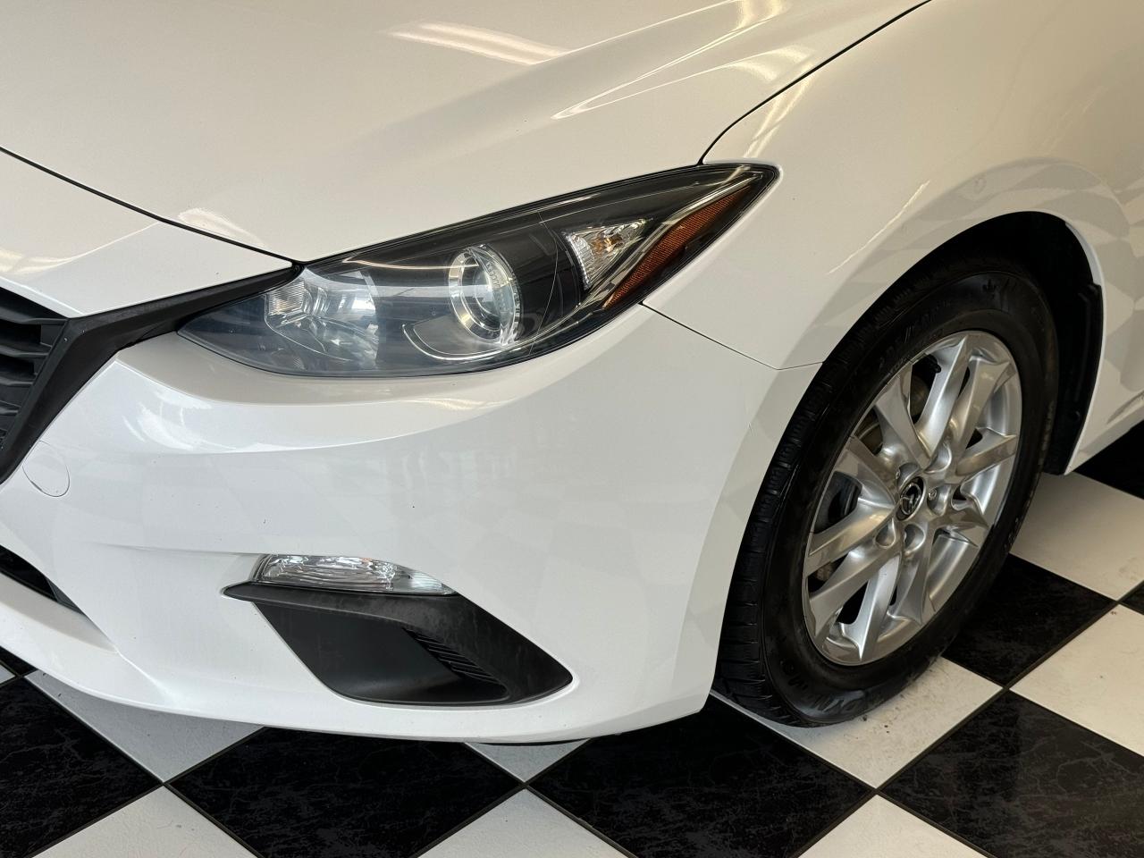 2016 Mazda MAZDA3 GS+New Brakes+Camera+Heated Seats+A/C+CLEAN CARFAX - Photo #34