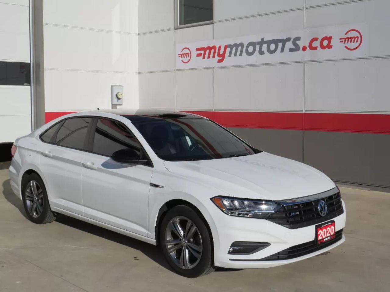 Used 2020 Volkswagen Jetta Highline R Line (**6SPD MANUAL TRANSMISSION**ALLOY WHEELS**FOG LIGHTS** LEATHER**SUNROOF**AUTO HEADLIGHTS**BACKUP CAMERA** HEATED STEERING WHEEL** HEATED SEATS** DUAL CLIMATE CONTROL**) for sale in Tillsonburg, ON