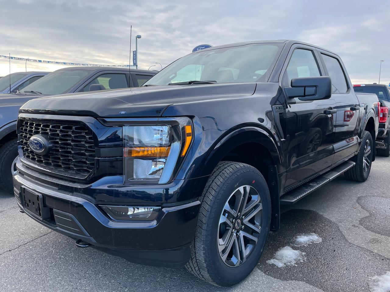 2023 Ford F-150 XL  - Running Boards Photo0