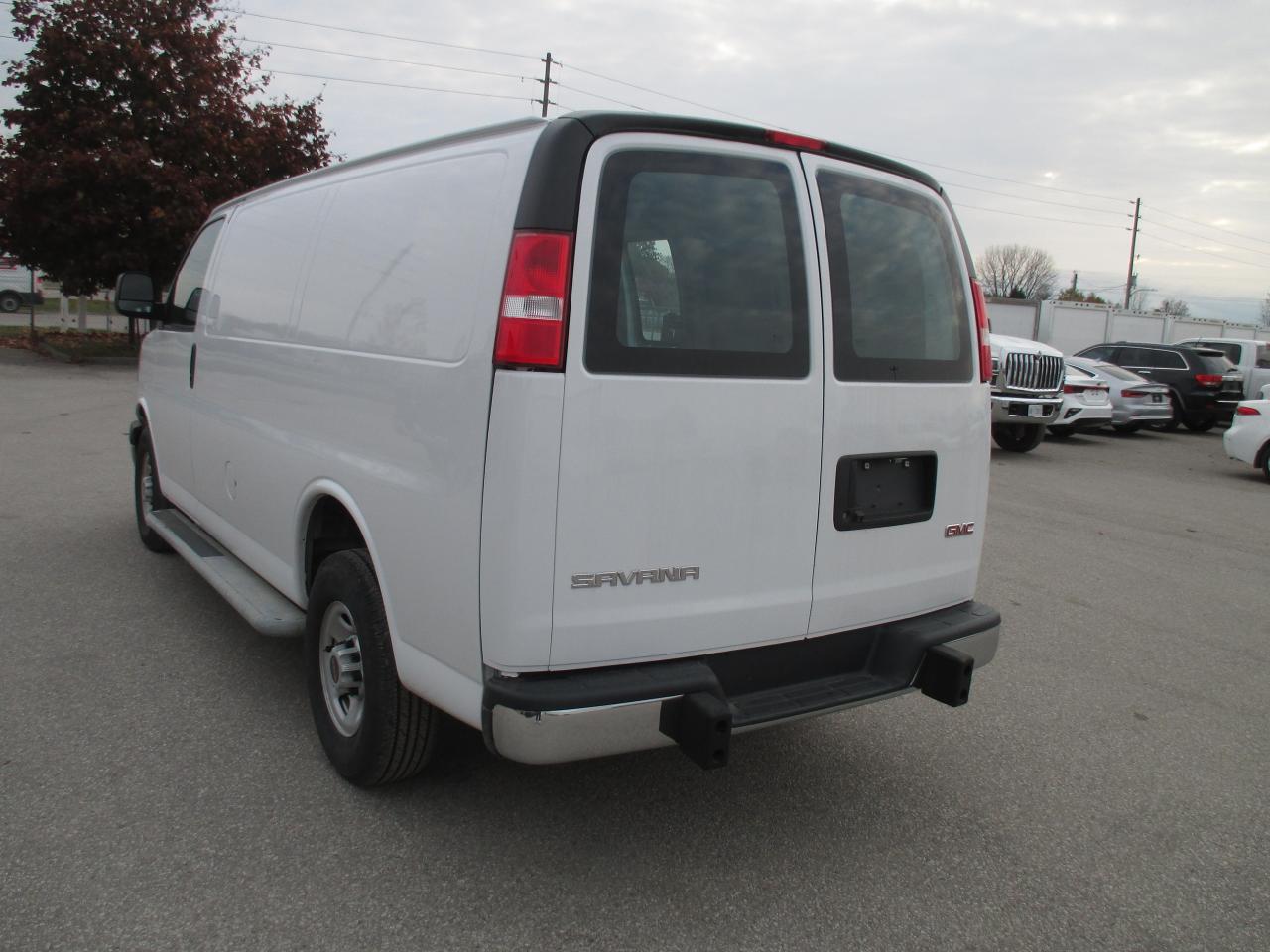 2021 GMC Savana 2500 RWD 2500 135" - Photo #6