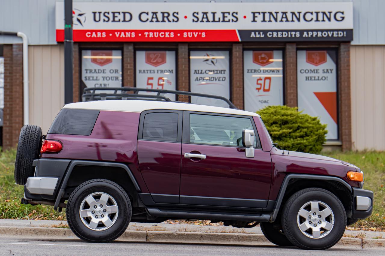 2007 Toyota FJ Cruiser You'll want to see this one in person! Photo40