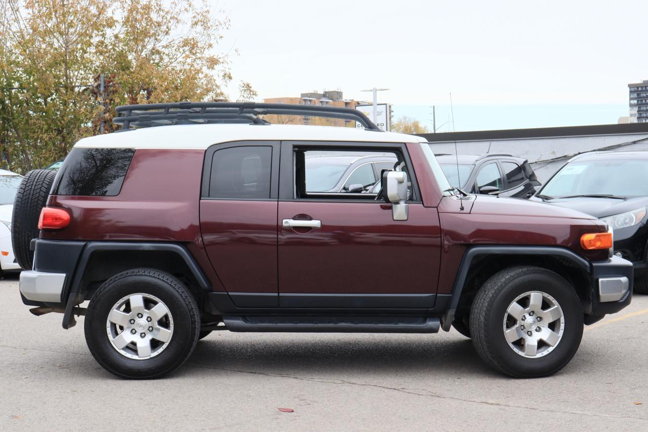 2007 Toyota FJ Cruiser You'll want to see this one in person! Photo10