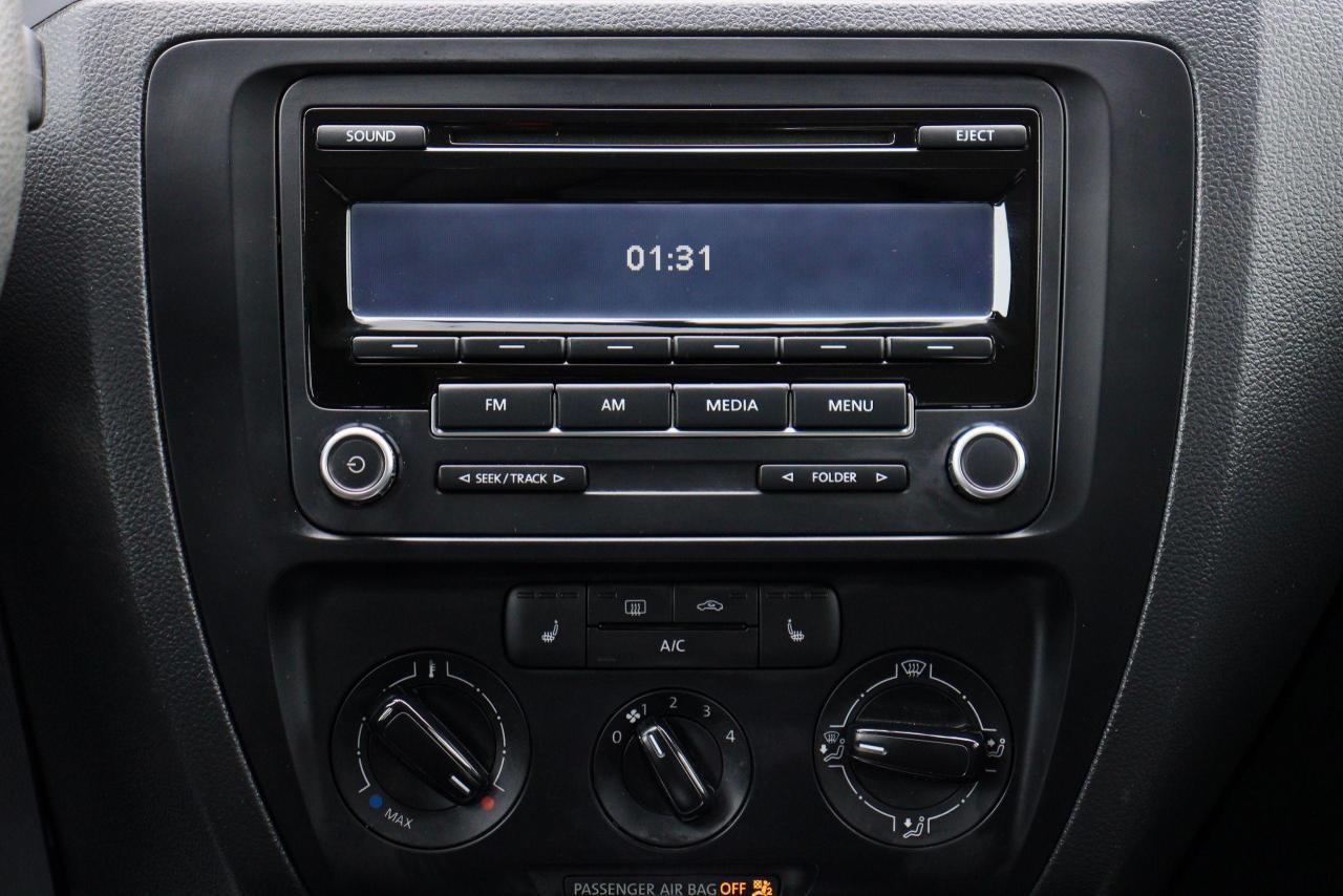 2014 Volkswagen Jetta Trendline+ | Auto | Pwr Group | Bluetooth | Alloys Photo18