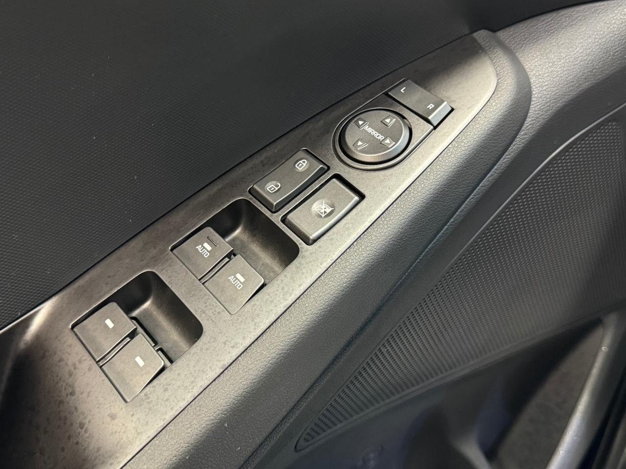 2020 Hyundai IONIQ Hybrid Preferred+LEDs+Lane Keep+Sunroof+New Tires - Photo #53