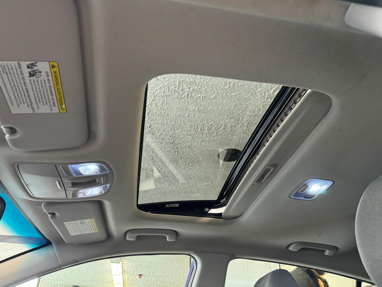 2020 Hyundai IONIQ Hybrid Preferred+LEDs+Lane Keep+Sunroof+New Tires - Photo #12