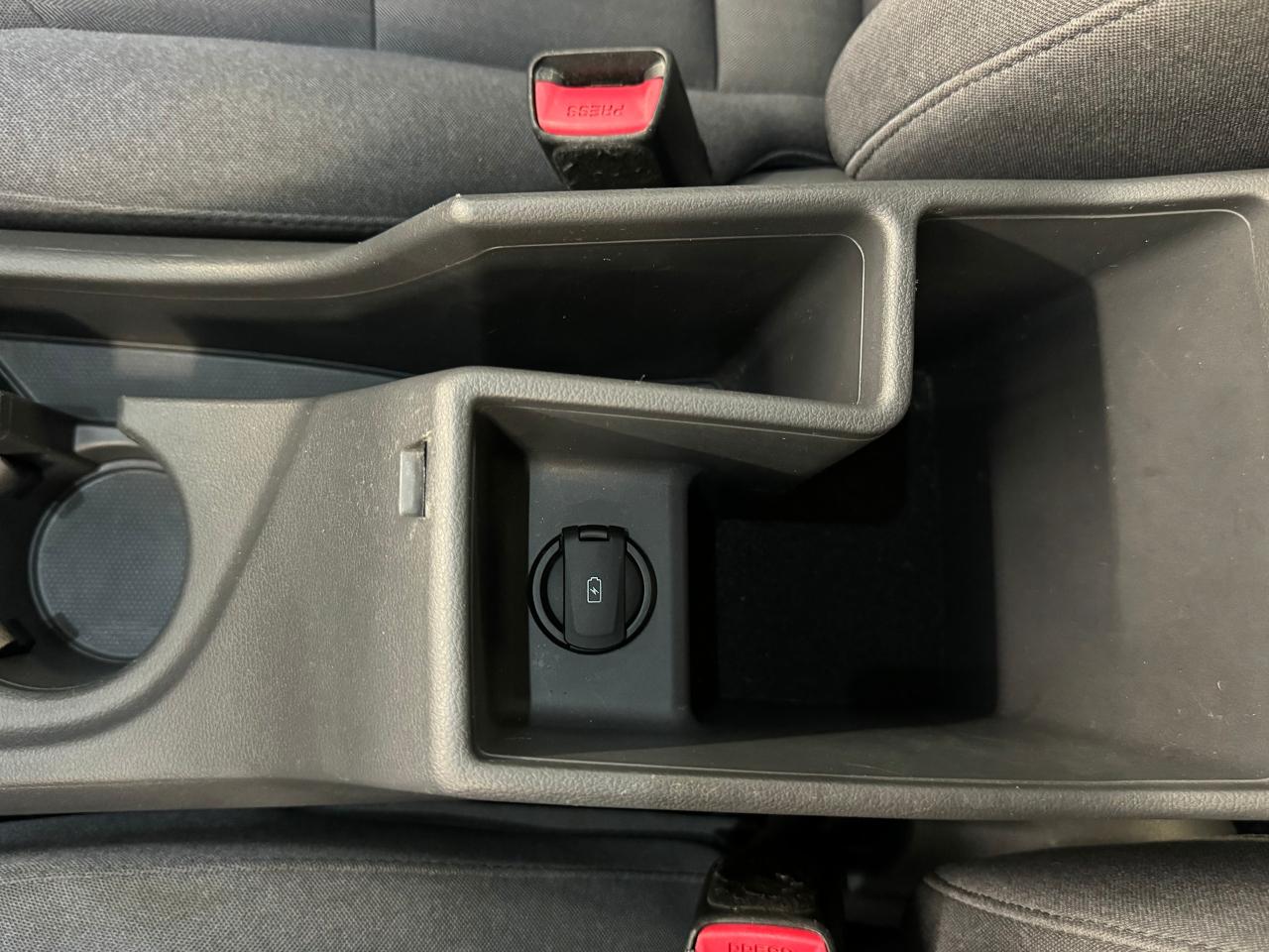 2020 Hyundai IONIQ Hybrid Preferred+LEDs+Lane Keep+Sunroof+New Tires - Photo #45