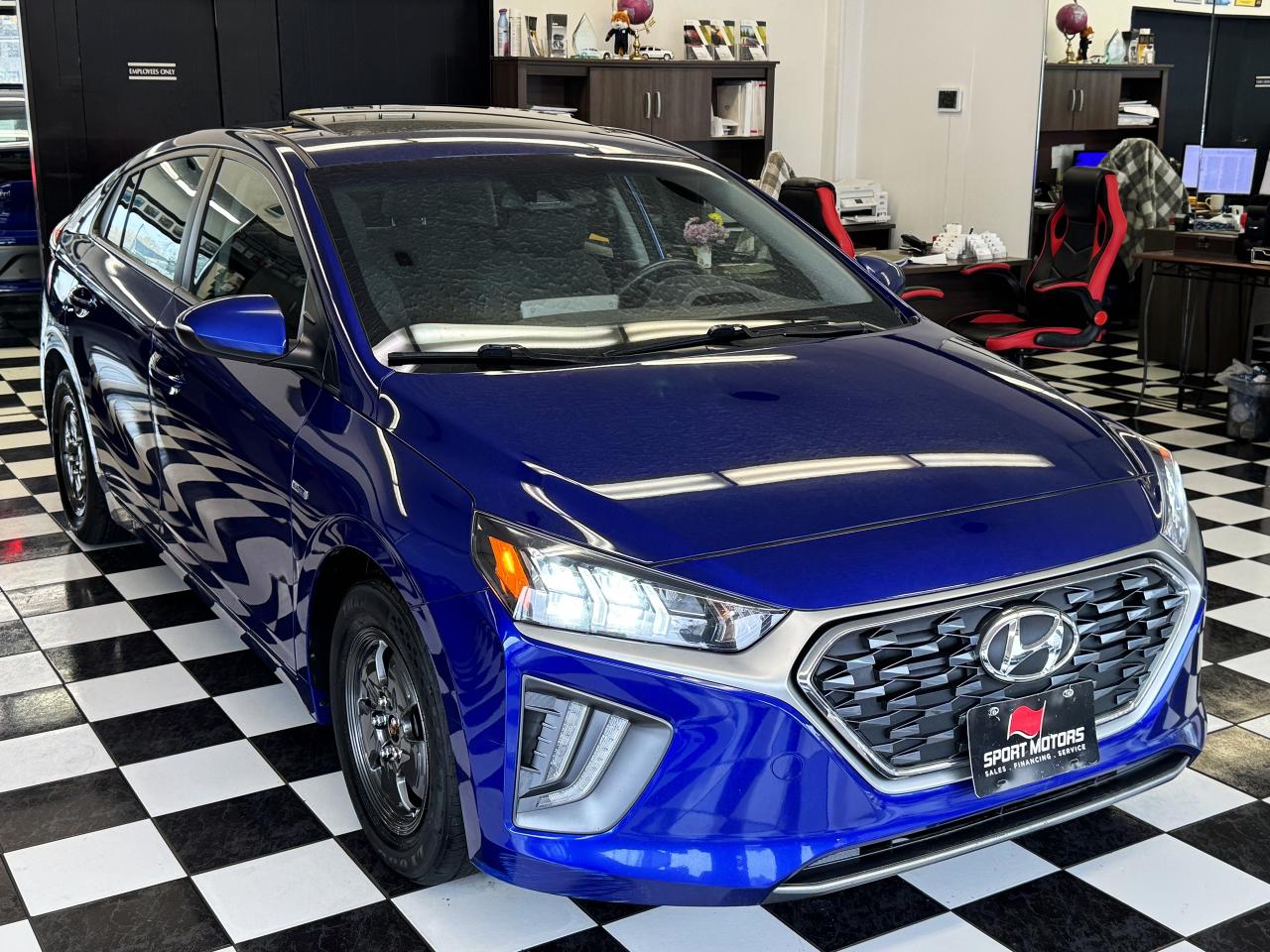 2020 Hyundai IONIQ Hybrid Preferred+LEDs+Lane Keep+Sunroof+New Tires Photo66