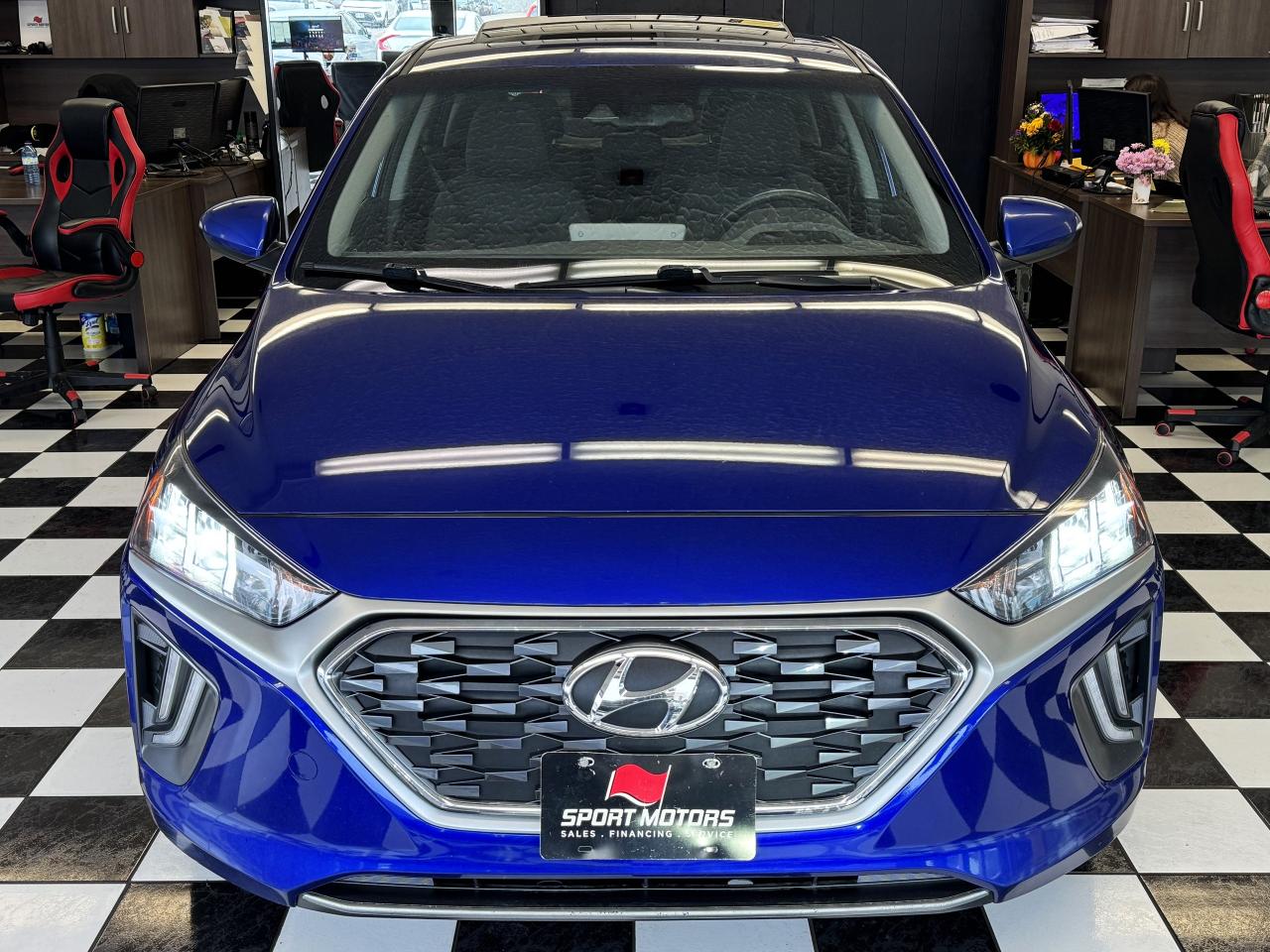 2020 Hyundai IONIQ Hybrid Preferred+LEDs+Lane Keep+Sunroof+New Tires - Photo #6
