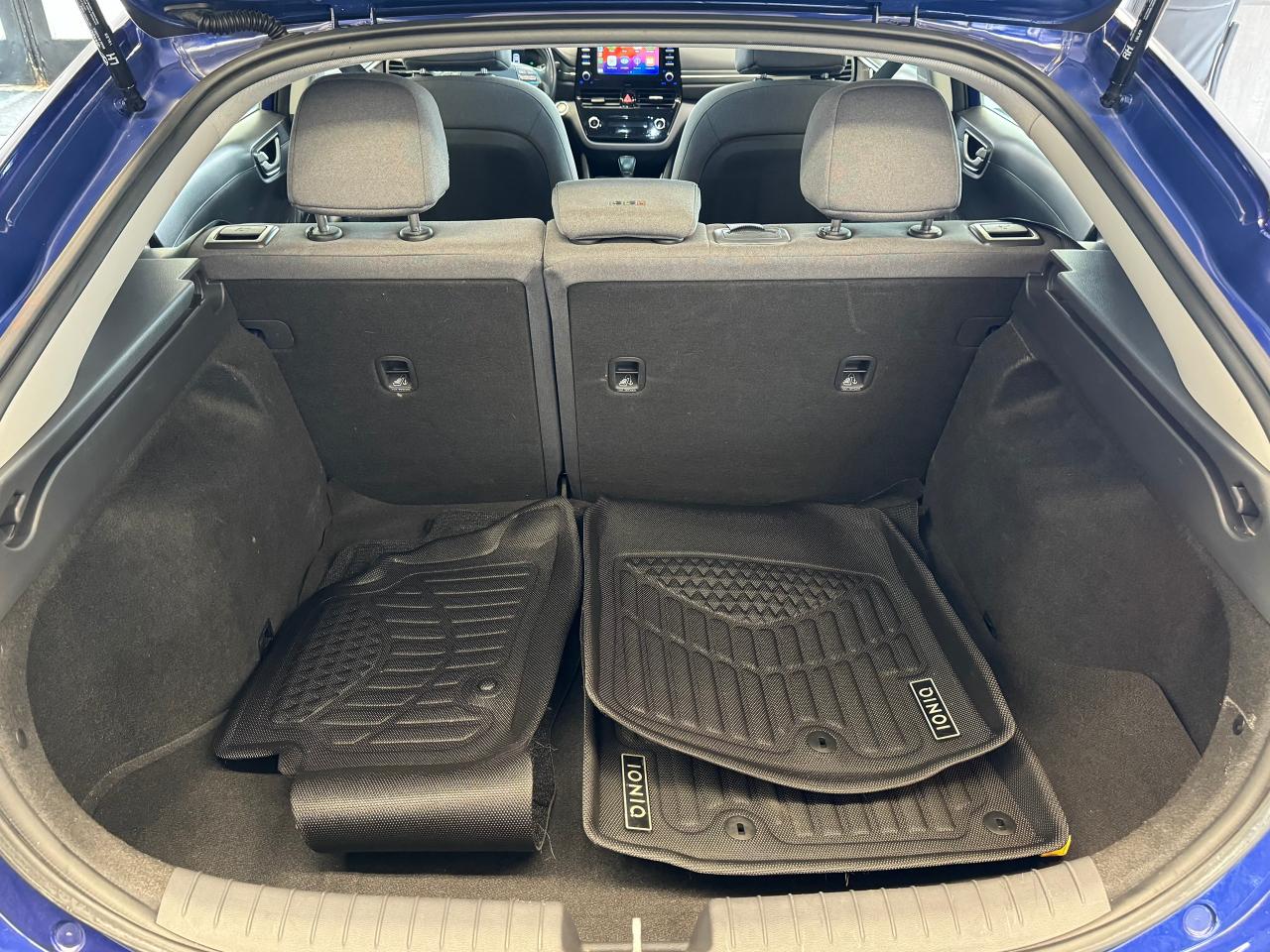 2020 Hyundai IONIQ Hybrid Preferred+LEDs+Lane Keep+Sunroof+New Tires - Photo #28