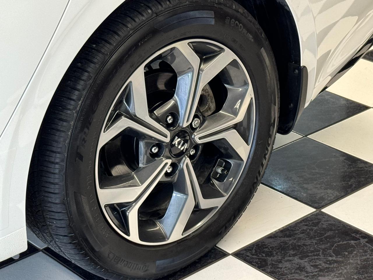 2020 Kia Forte EX+ApplePlay+Lane Keep Assit+Camera+CLEAN CARFAX Photo115
