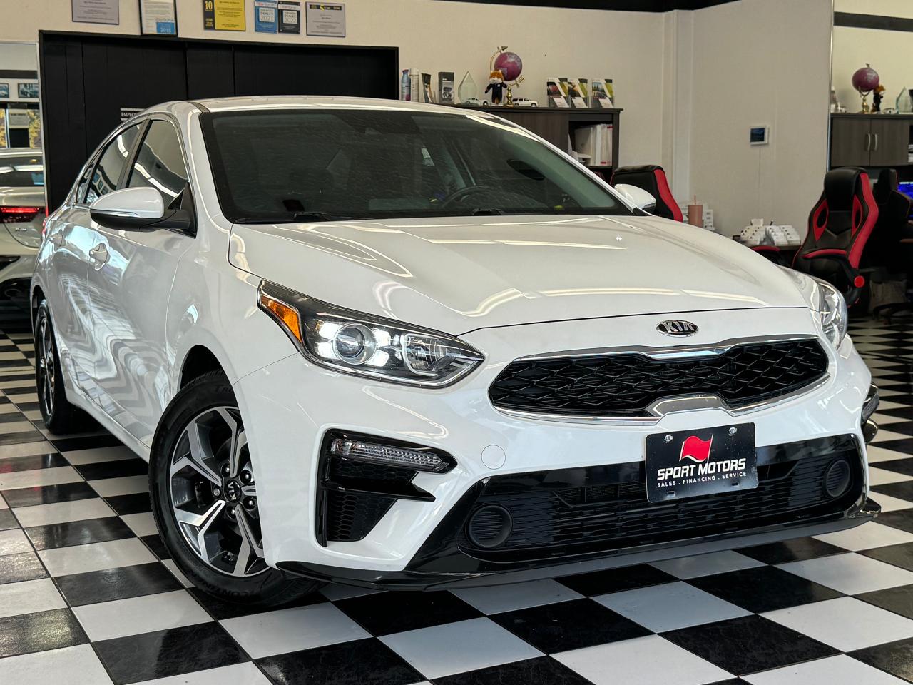 2020 Kia Forte EX+ApplePlay+Lane Keep Assit+Camera+CLEAN CARFAX - Photo #16