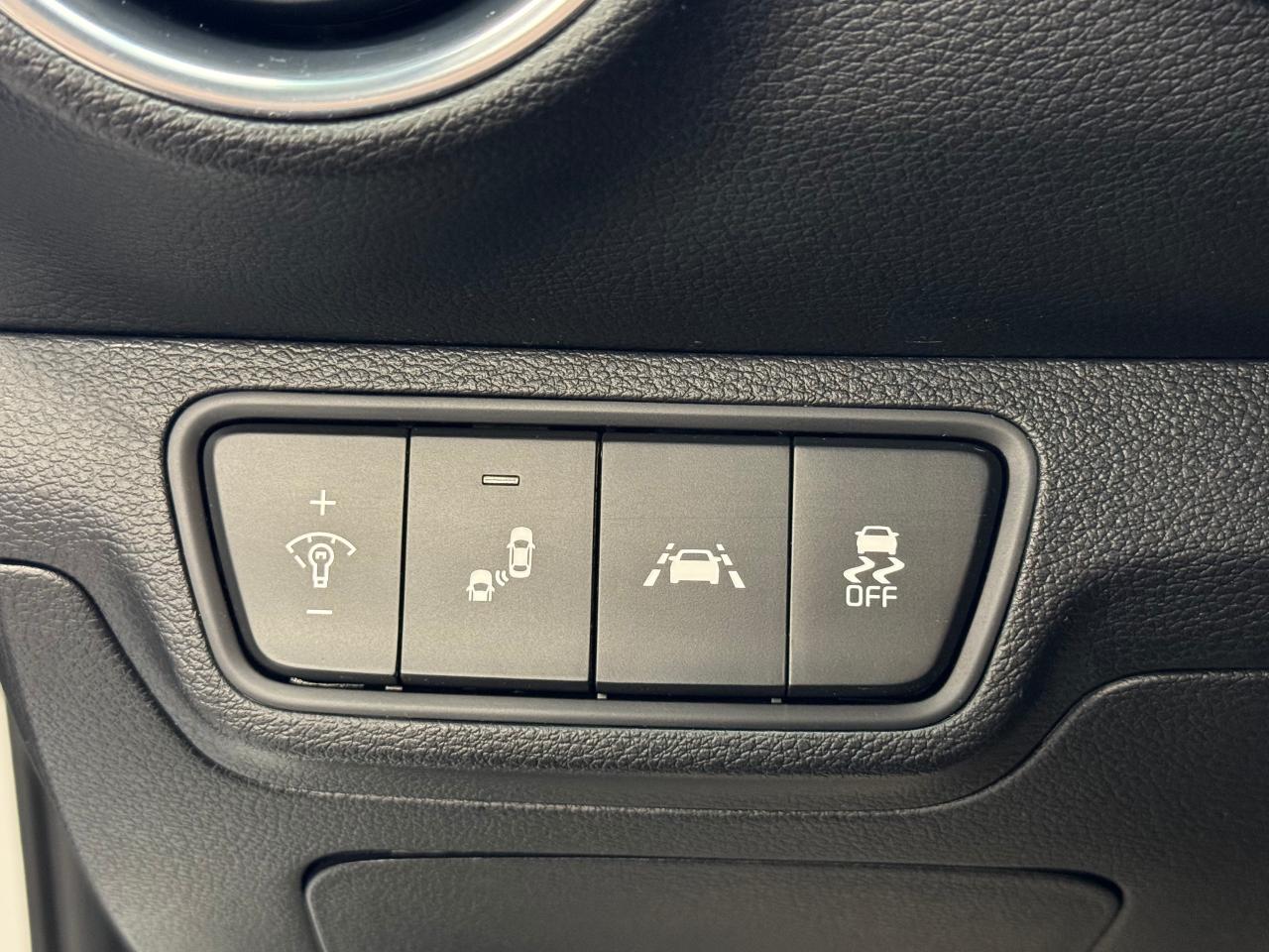 2020 Kia Forte EX+ApplePlay+Lane Keep Assit+Camera+CLEAN CARFAX - Photo #12