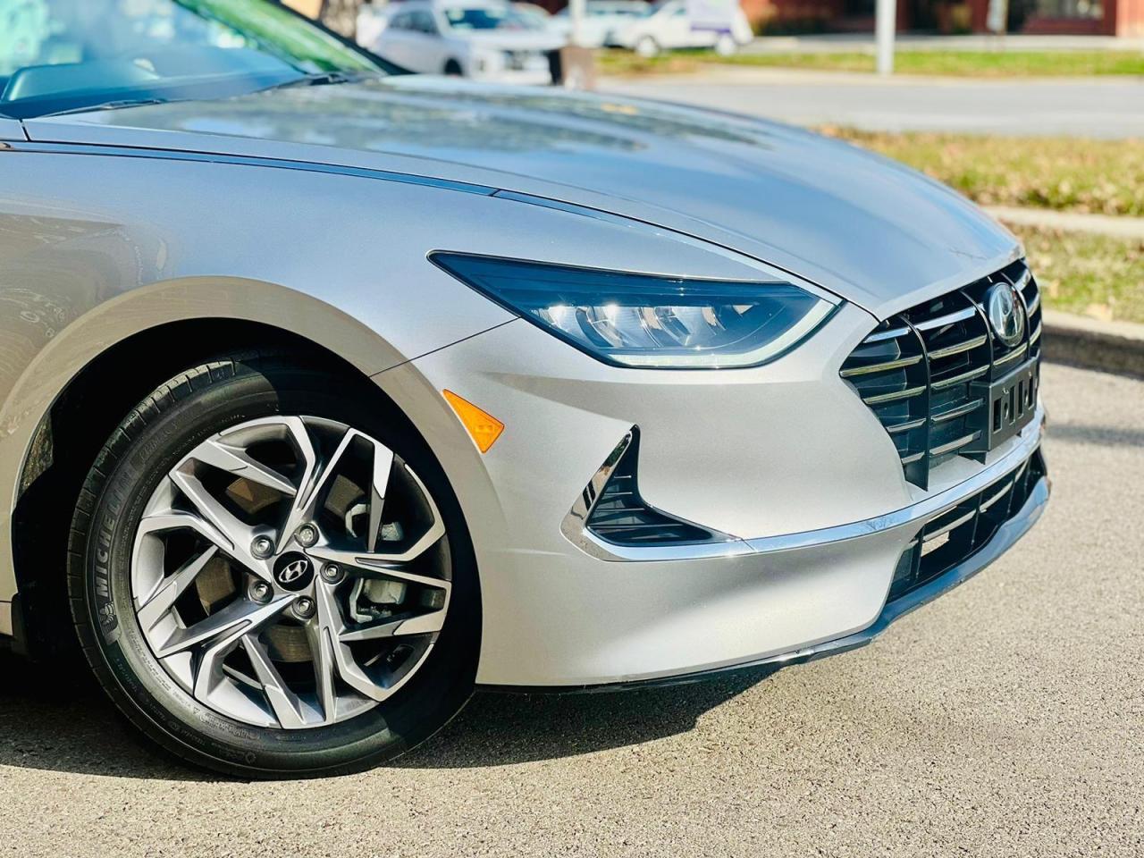 2021 Hyundai Sonata PREFERRED Photo4