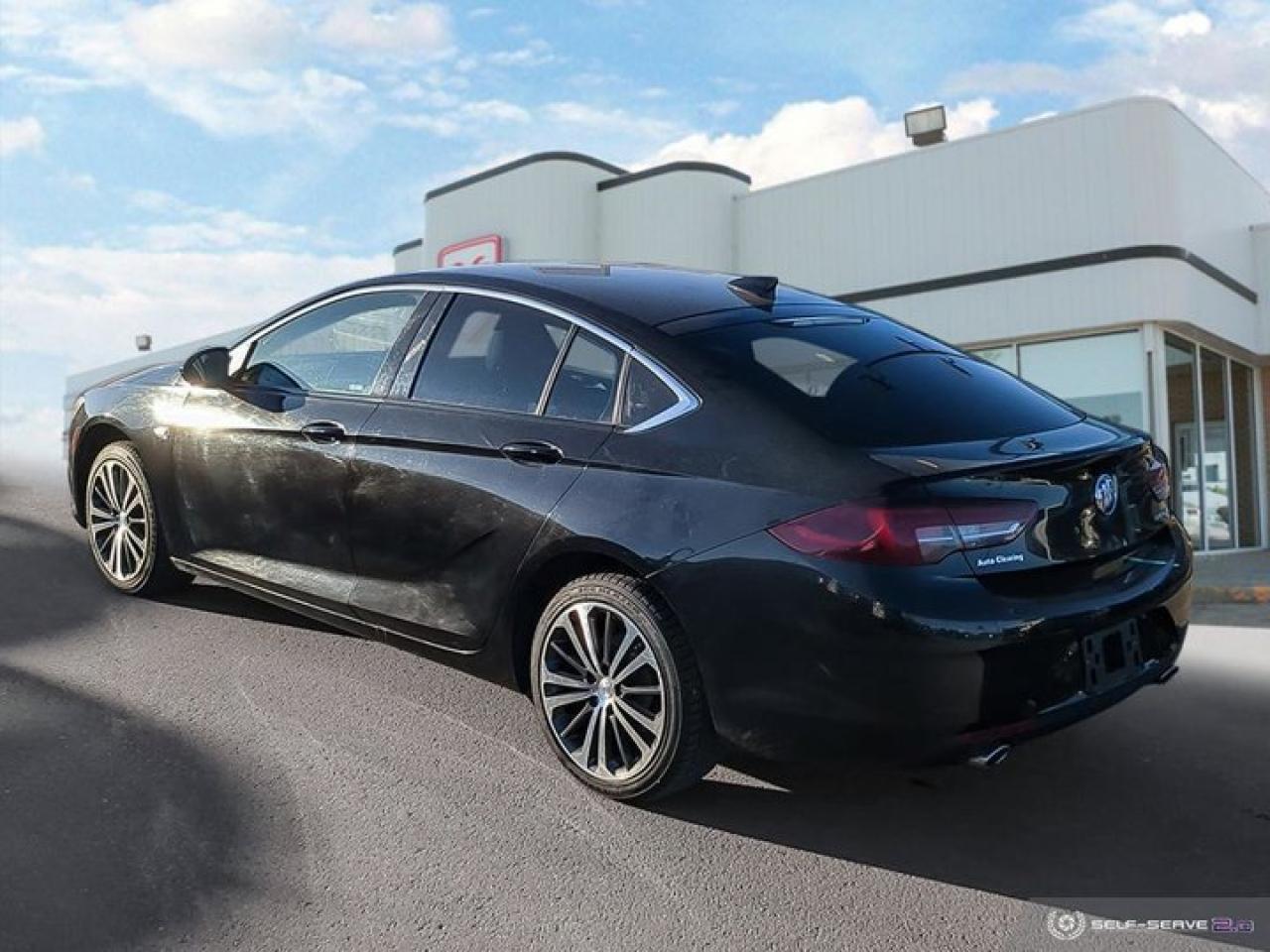 Used 2019 Buick Regal Sportback Preferred II for sale in Saskatoon, SK