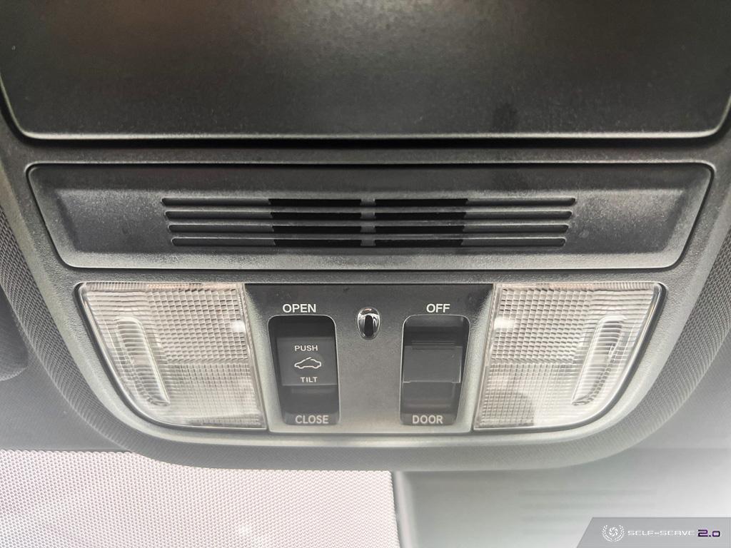 2018 Honda Accord SPORT / SUNROOF / REVERSE CAM / NO ACCIDENTS - Photo #20