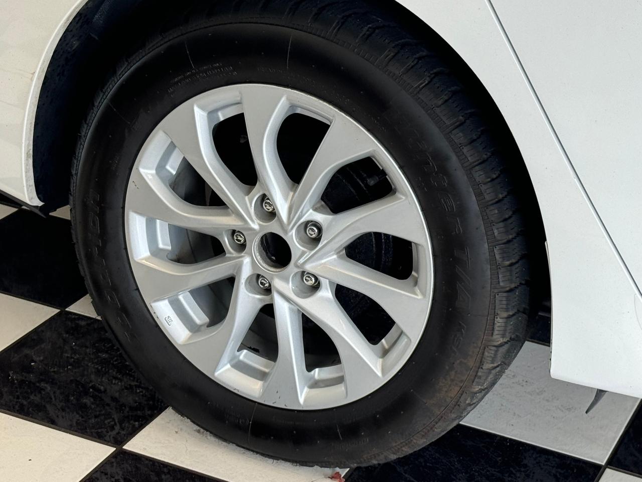 2016 Nissan Sentra SV+Sunroof+Camera+Heated Seats+CLEAN CARFAX Photo55