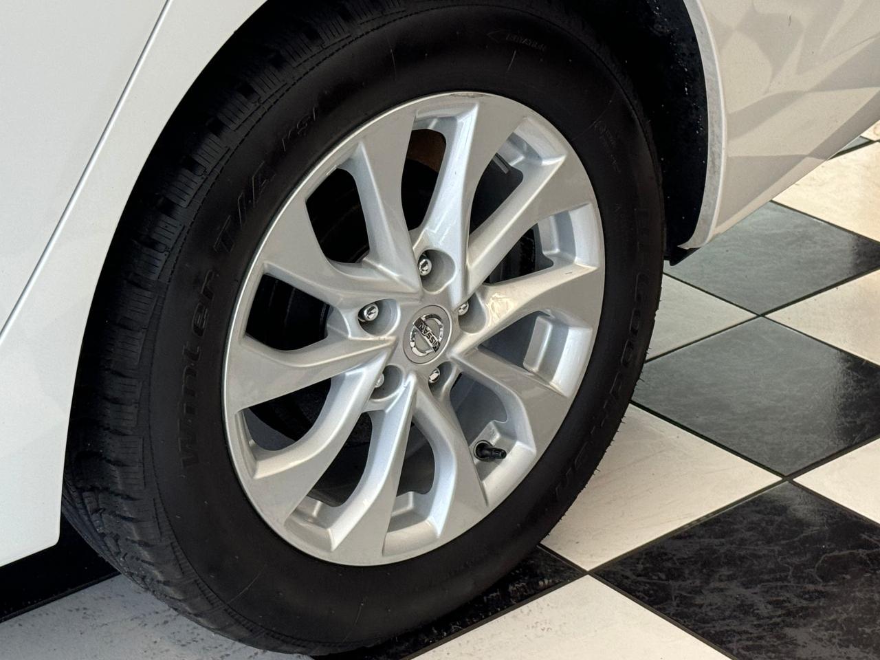 2016 Nissan Sentra SV+Sunroof+Camera+Heated Seats+CLEAN CARFAX - Photo #54