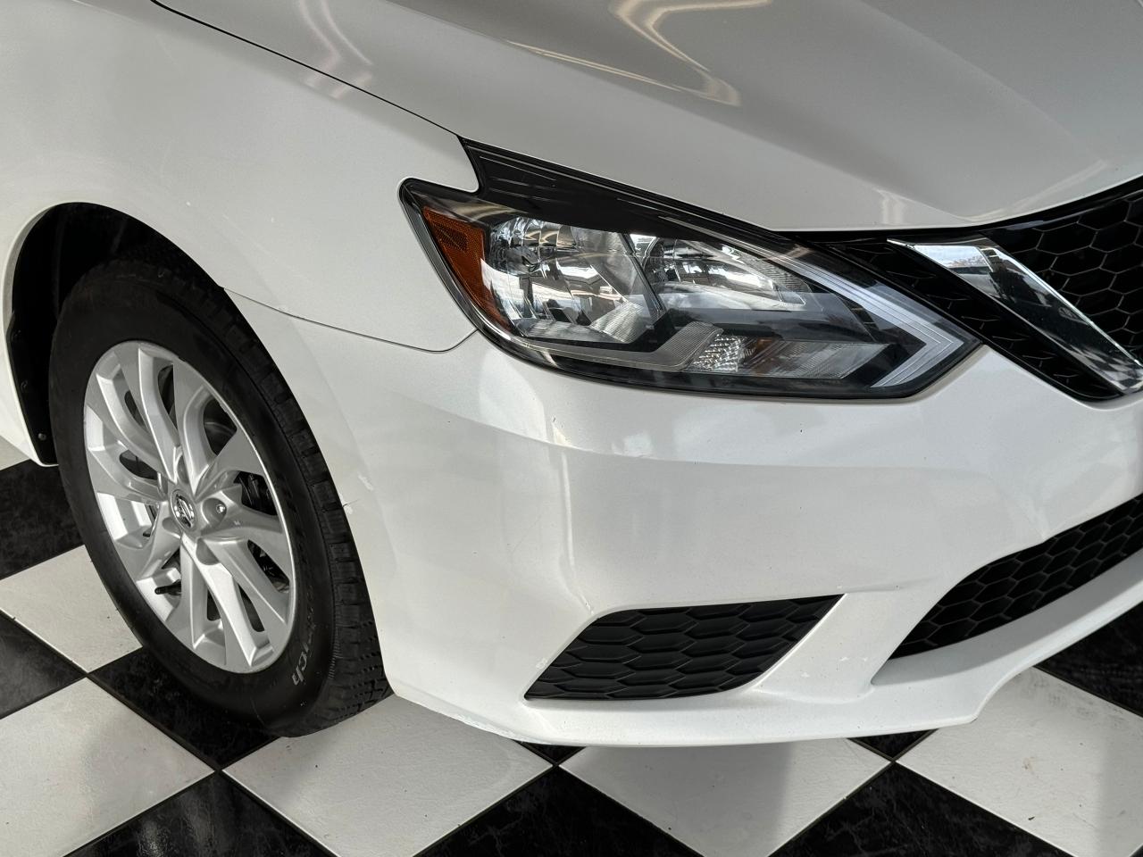 2016 Nissan Sentra SV+Sunroof+Camera+Heated Seats+CLEAN CARFAX Photo103
