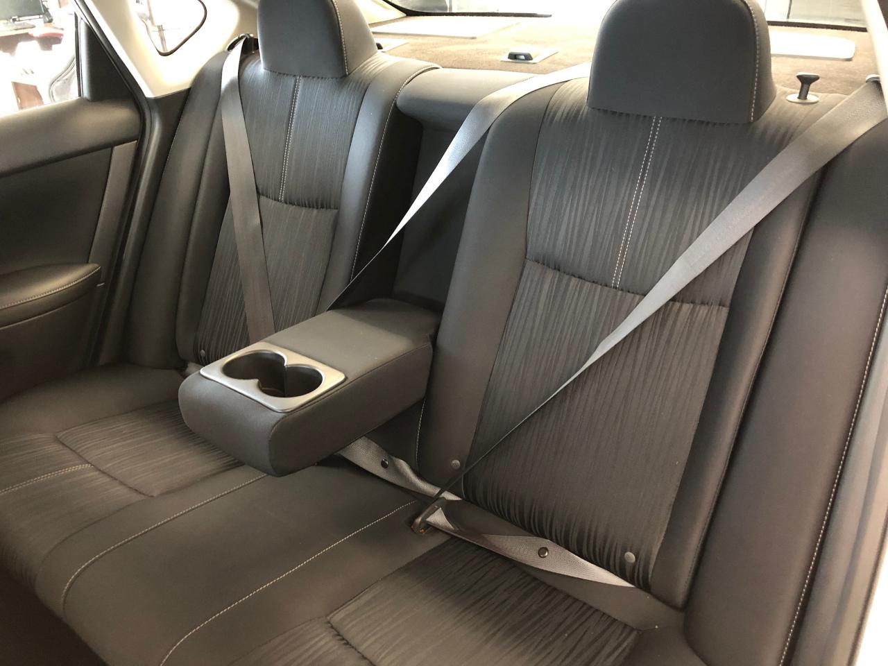 2016 Nissan Sentra SV+Sunroof+Camera+Heated Seats+CLEAN CARFAX Photo90