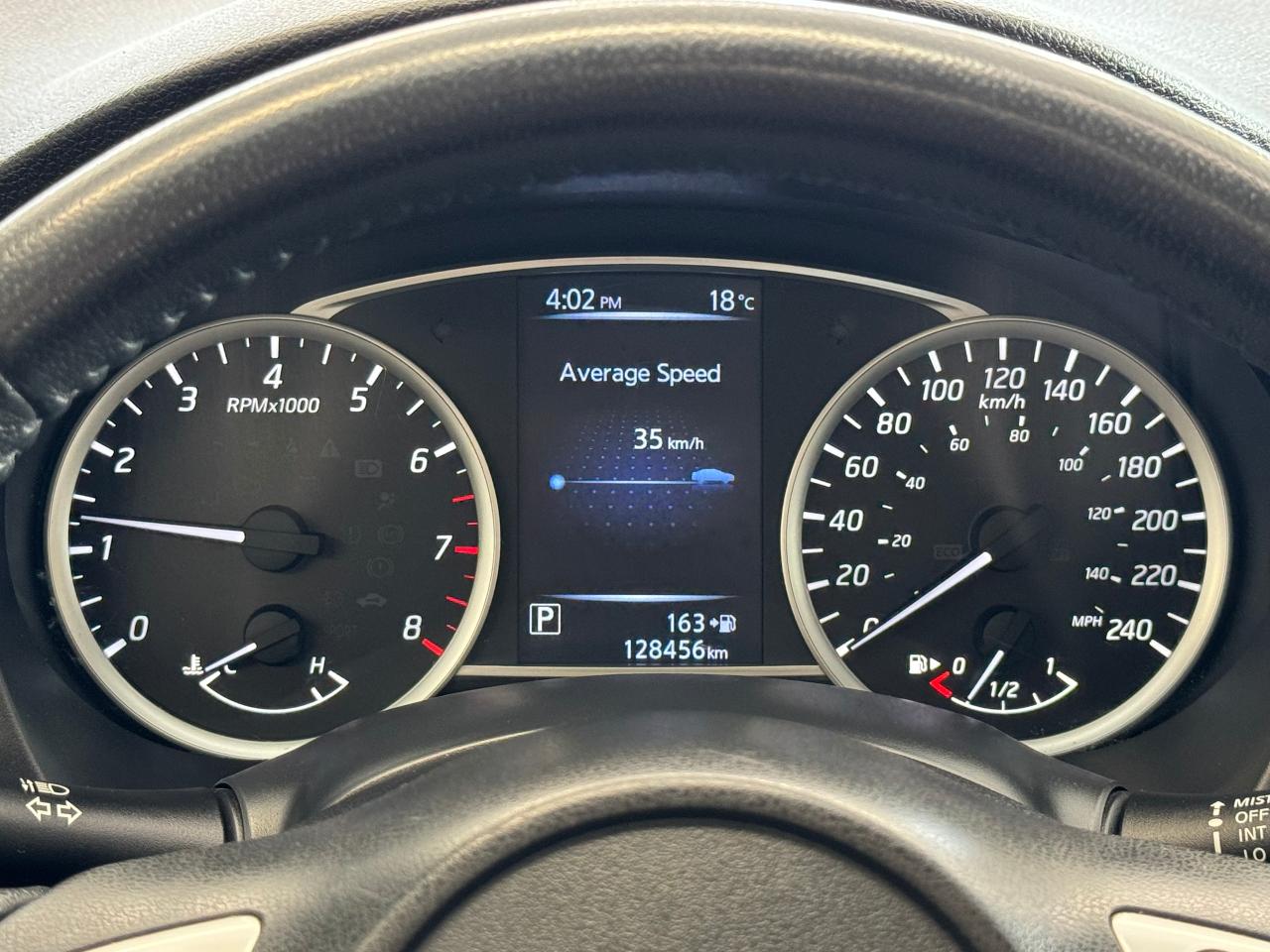 2016 Nissan Sentra SV+Sunroof+Camera+Heated Seats+CLEAN CARFAX - Photo #16