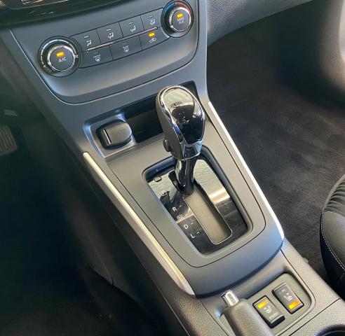 2016 Nissan Sentra SV+Sunroof+Camera+Heated Seats+CLEAN CARFAX Photo35