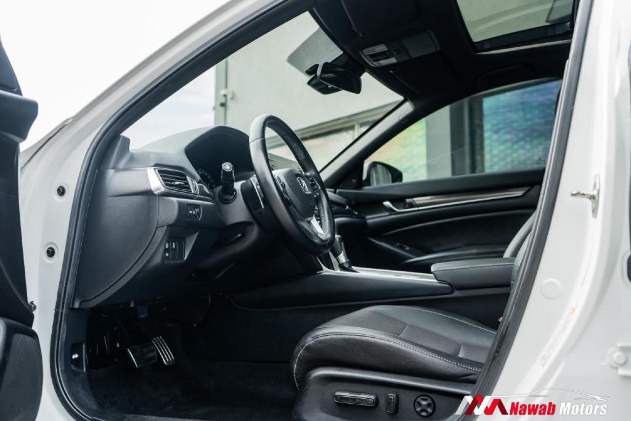 2019 Honda Accord Sedan SPORT|SUNROOF| HEATED SEATS|CARPLAY|ALLOYS|POWER SEATS| Photo4