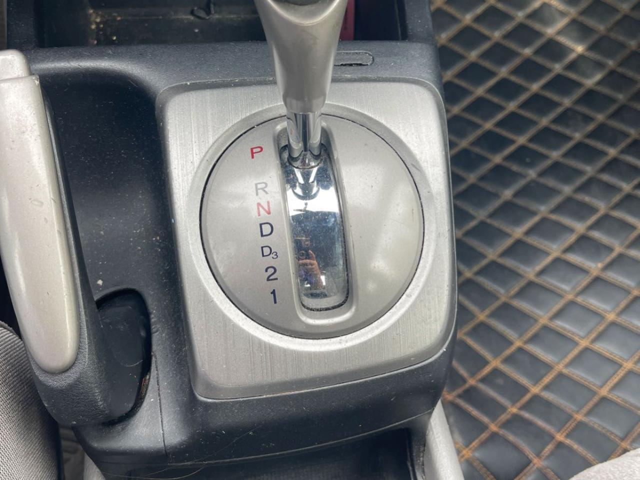 2006 Honda Civic LX - Photo #11