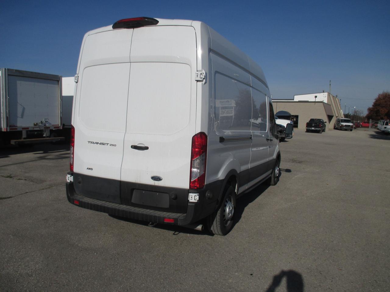 2020 Ford Transit 250 T-250 148" Hi Rf 9070 GVWR AWD AWD - Photo #5