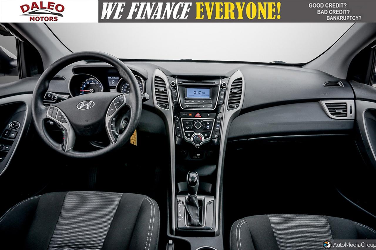 2017 Hyundai Elantra GT HATCHBACK / PANO SUNROOF / H. SEATS / LOW KMS Photo45