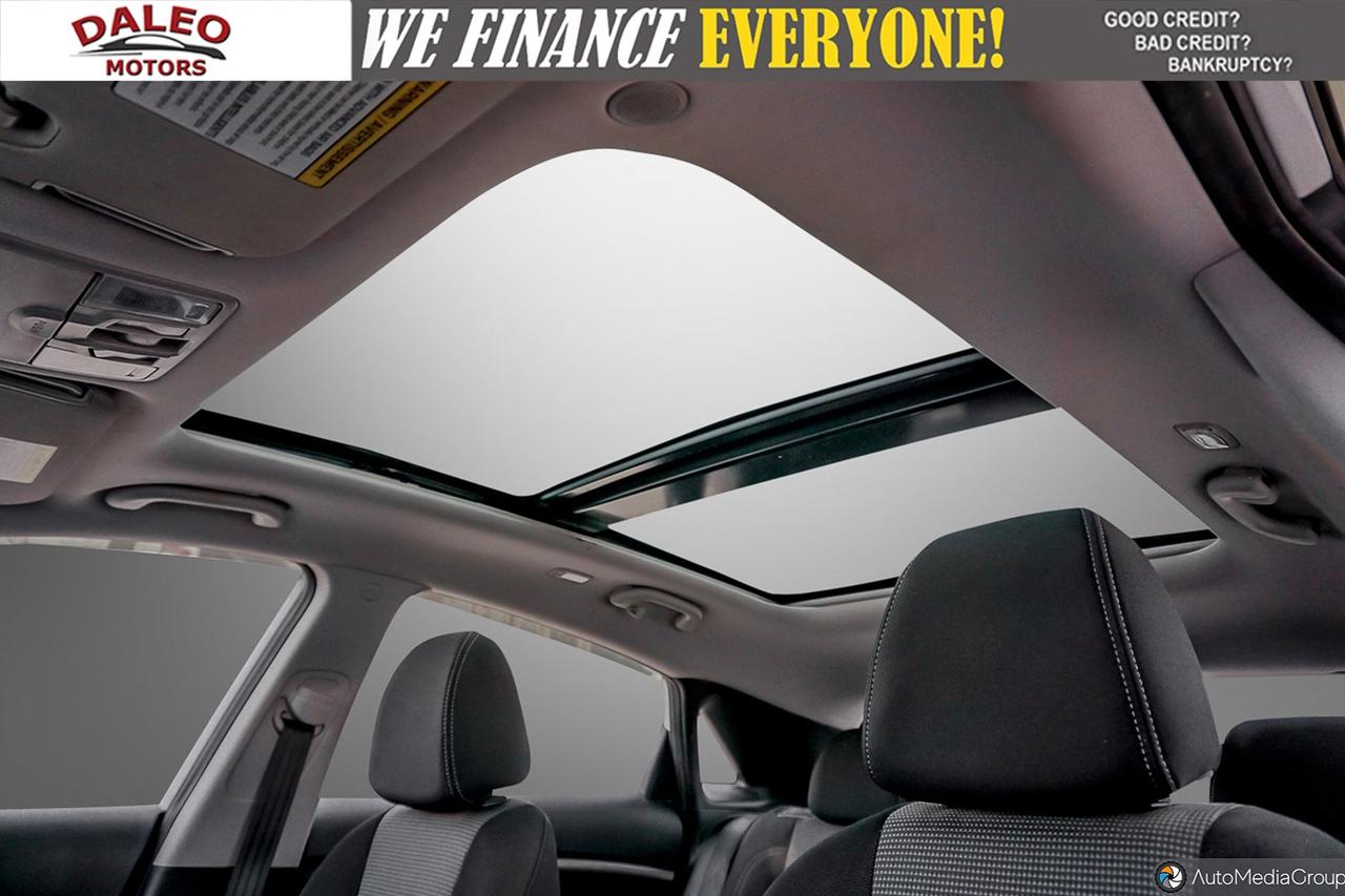 2017 Hyundai Elantra GT HATCHBACK / PANO SUNROOF / H. SEATS / LOW KMS Photo14