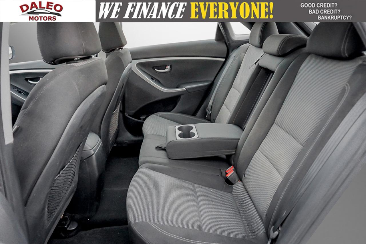 2017 Hyundai Elantra GT HATCHBACK / PANO SUNROOF / H. SEATS Photo15