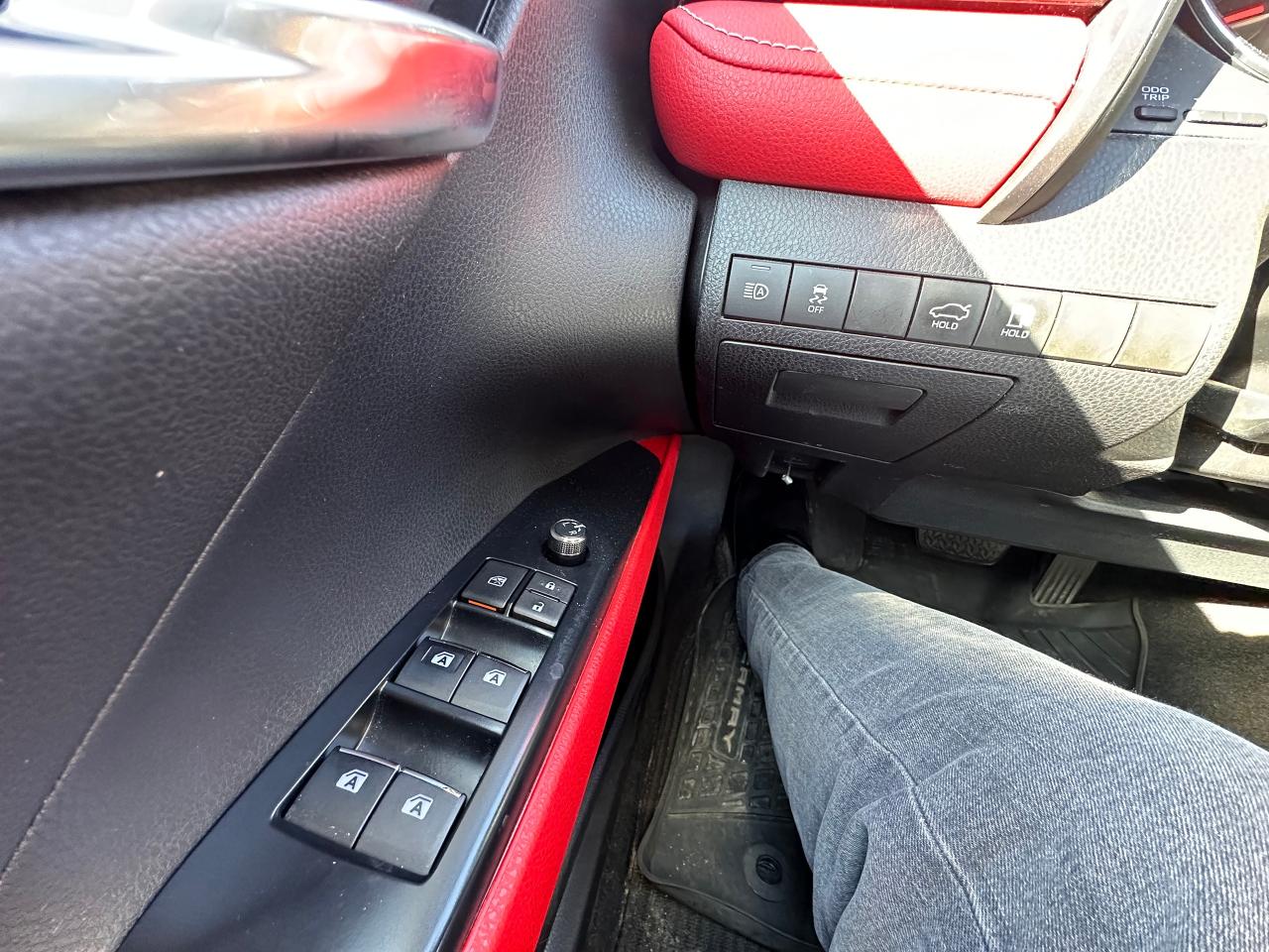 2019 Toyota Camry XSE Auto - Photo #19