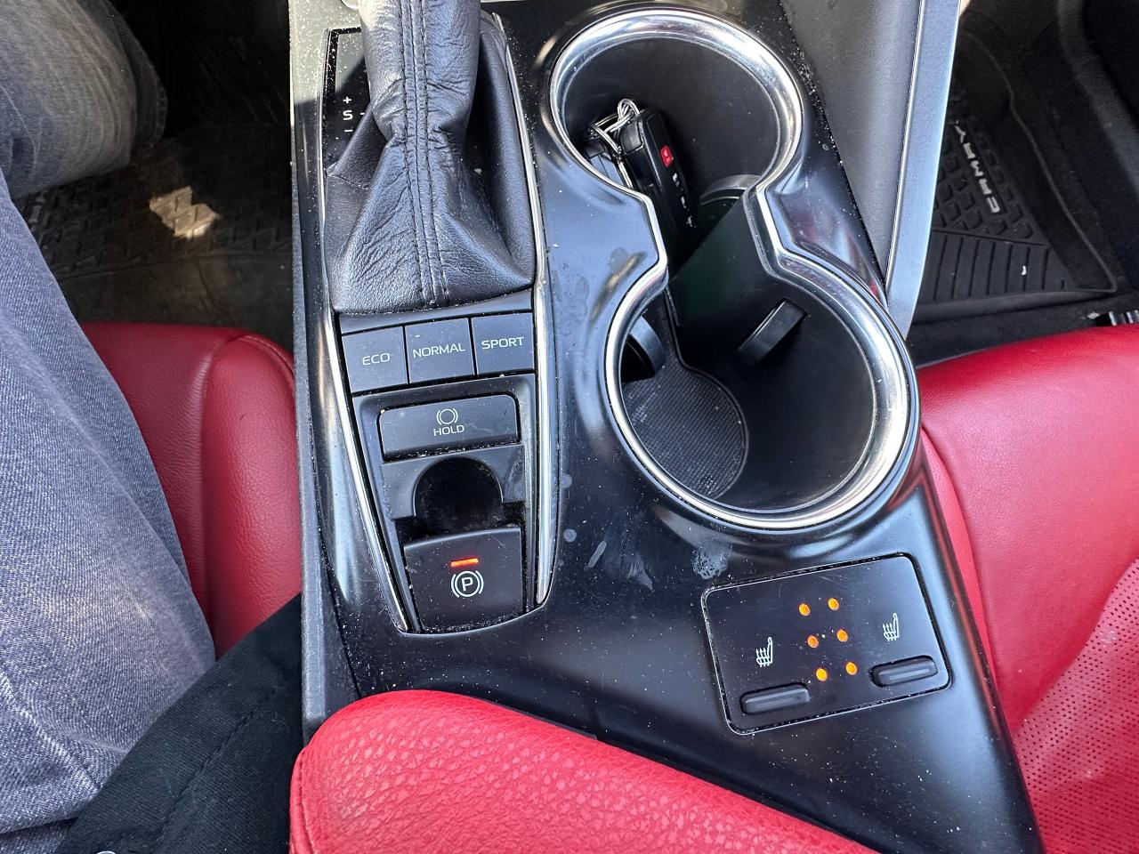2019 Toyota Camry XSE Auto - Photo #22