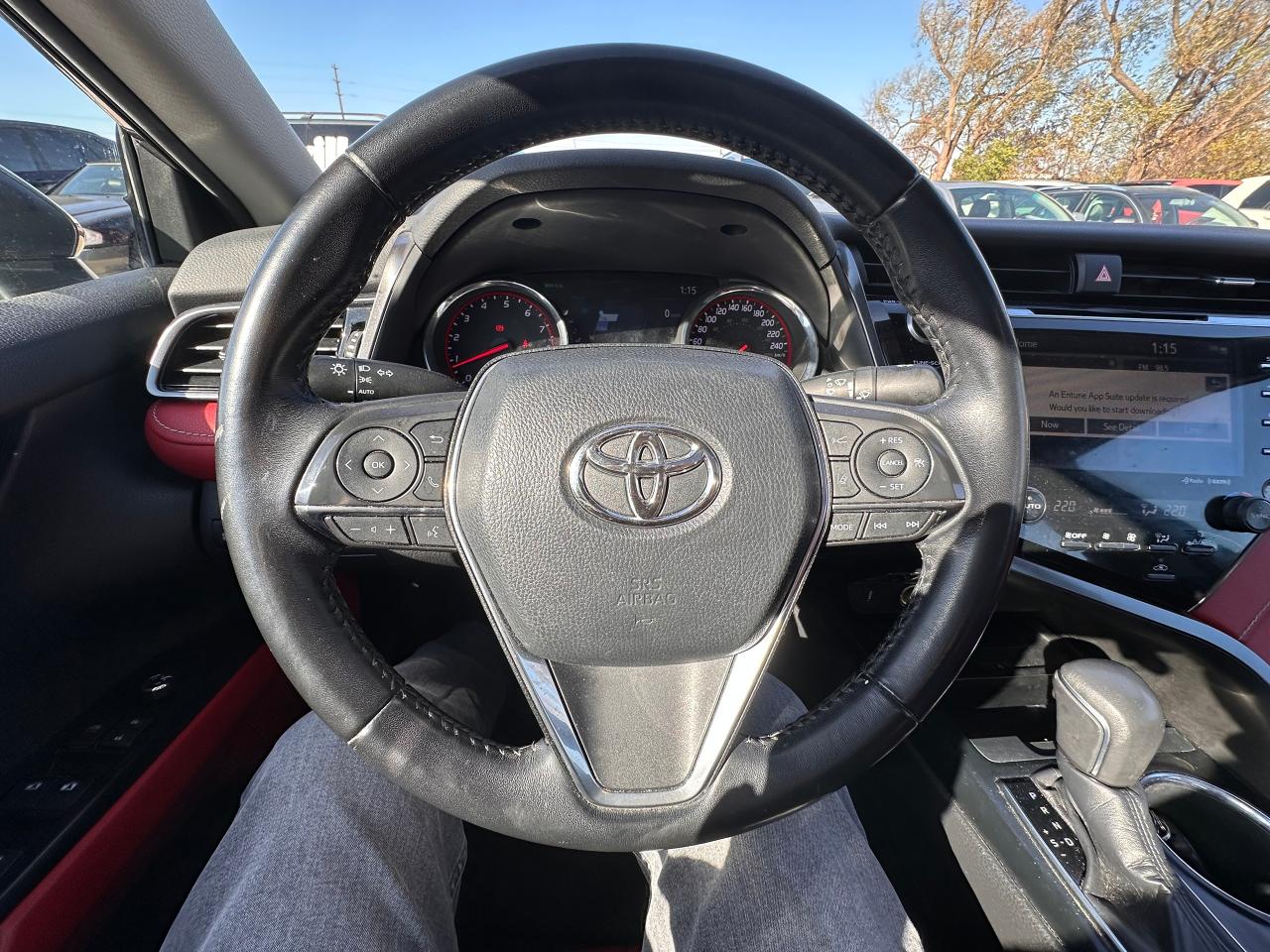 2019 Toyota Camry XSE Auto - Photo #25