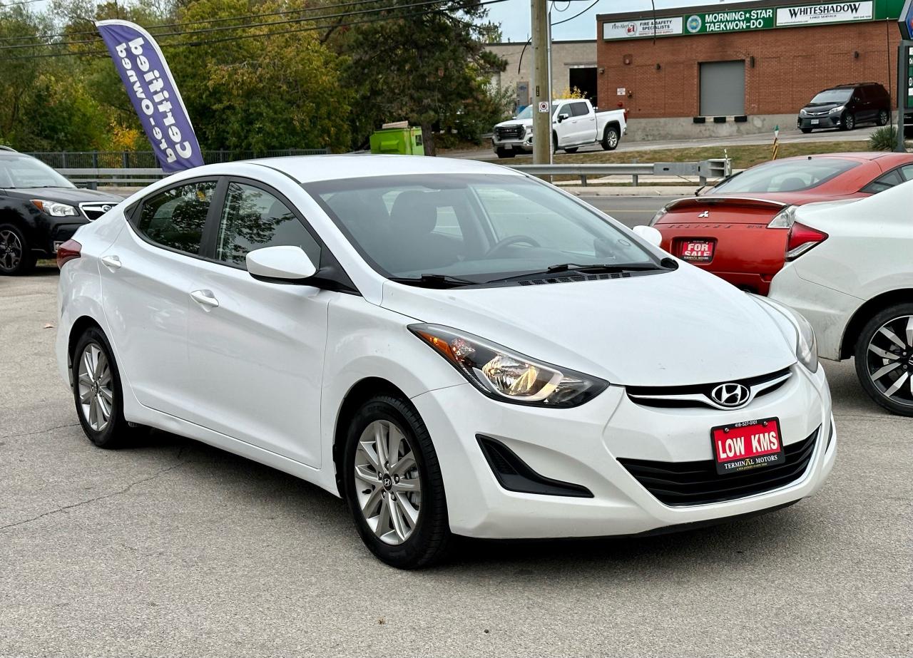 2015 Hyundai Elantra  - Photo #4