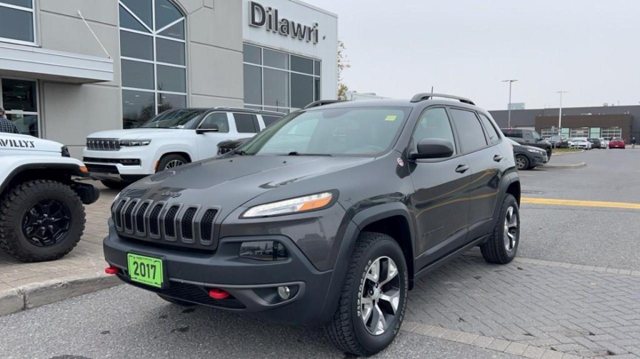 Used 2017 Jeep Cherokee 4WD 4dr Trailhawk for sale in Nepean, ON