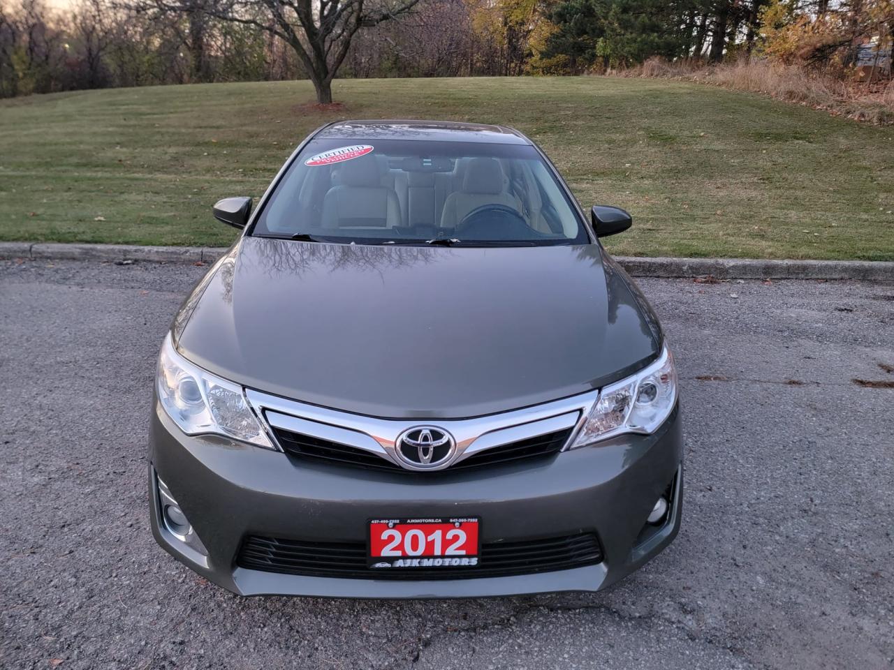 Used 2012 Toyota Camry 4DR SDN I4 AUTO XLE for sale in Mississauga, ON