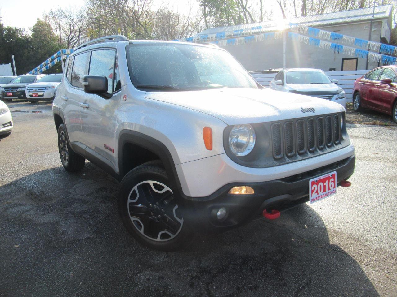 2016 Jeep Renegade 4WD 4dr Trailhawk - Photo #2